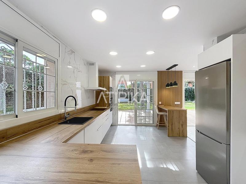 Foto 48b23066-52fb-4591-9373-ed1655479606. Alquiler casa alquiler temporal de casa independiente mar en Gavà