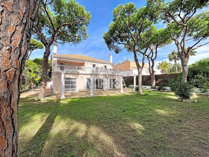 Foto 0b17a873-6992-4ac3-8f24-c02092389787. Miete haus mit parking in Gava Mar Gavà