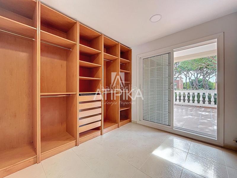 Foto 8849c969-5dbc-4e03-a43b-b6d2c52f7cce. Miete haus mit parking in Gava Mar Gavà