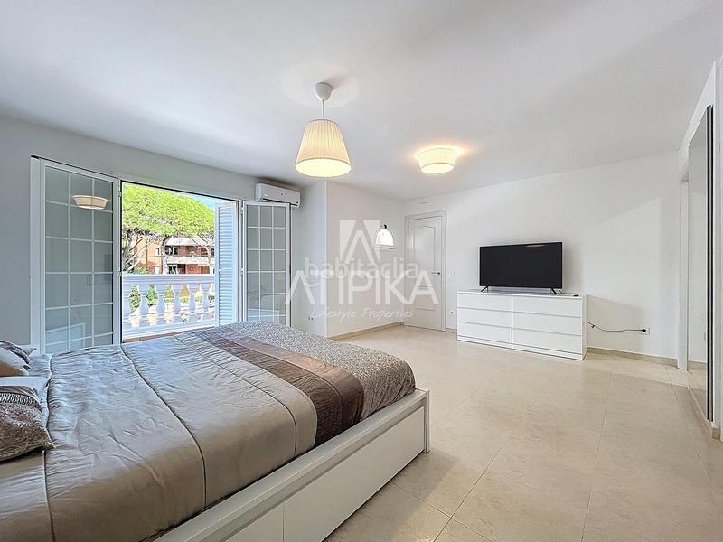 Foto c79cbb2b-008a-48ec-914b-0710eca4cc1b. Rent house with parking in Gava Mar Gavà