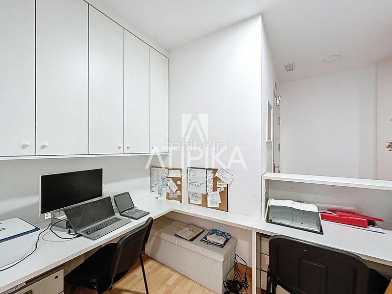 Foto f0a3f825-a8f9-422b-9d80-853aaf0071d5. Alquiler local comercial oficinadespacho en alquiler de 125m en la dreta de leixample en Barcelona