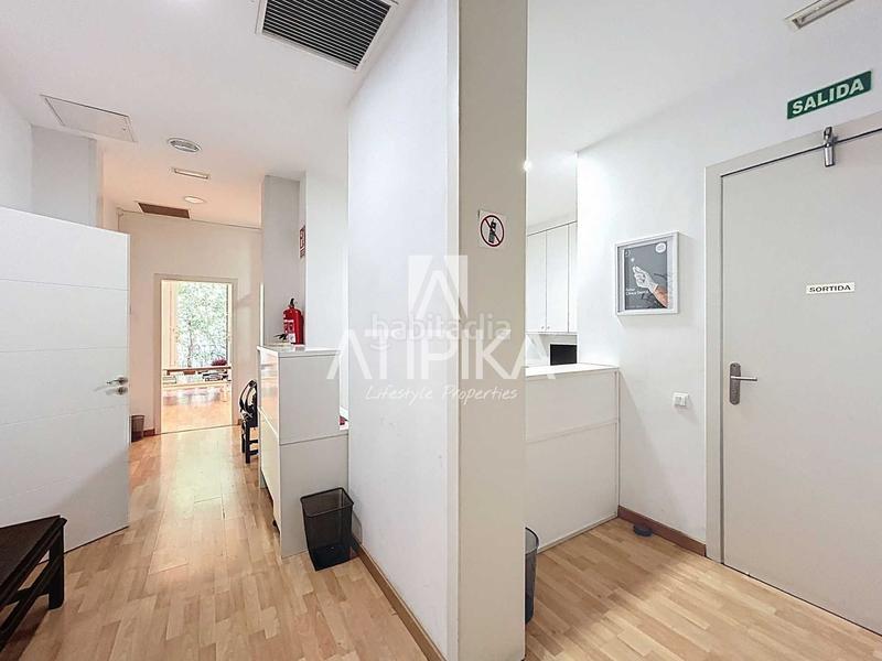 Foto d1c6cb18-789d-43e0-8fdd-edb8455cfcb1. Lloguer local comercial a Dreta de l´Eixample Barcelona