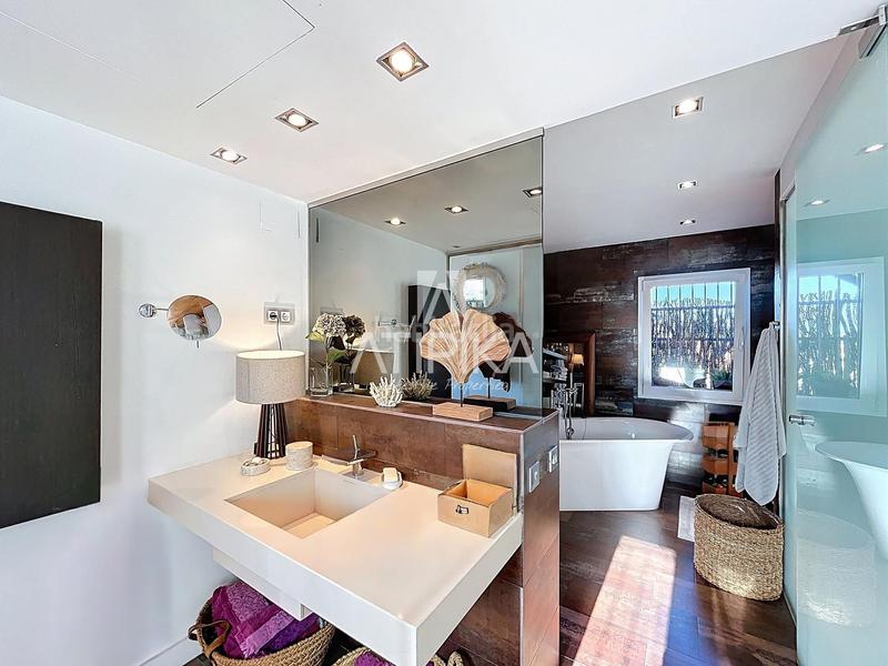 Foto 18825859-23af-4c88-9f81-499749baf2e4. Dúplex amb calefacció a Carmel Barcelona