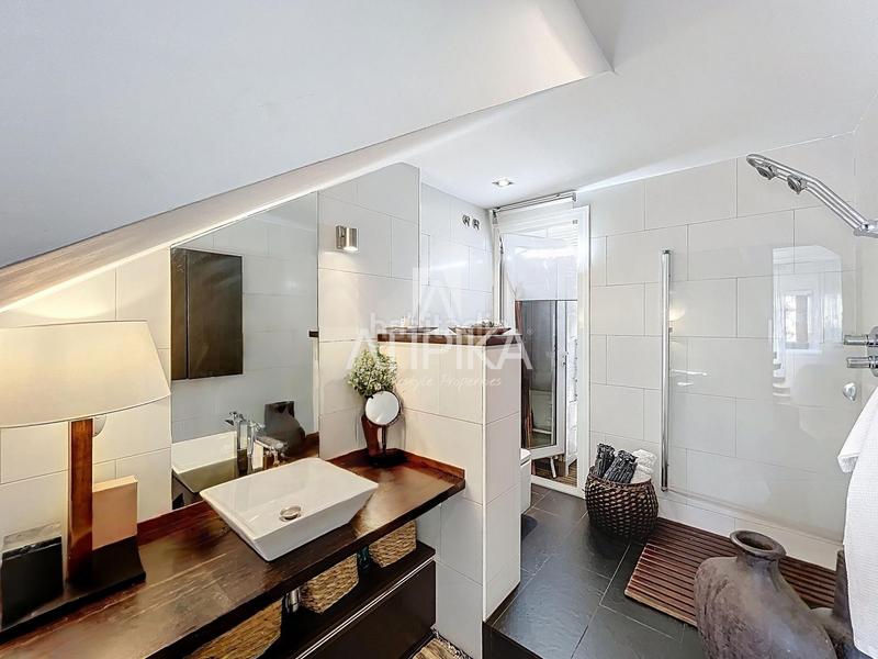 Foto 4aff85dd-6110-455b-9372-ccc5687fc63f. Dúplex amb calefacció a Carmel Barcelona