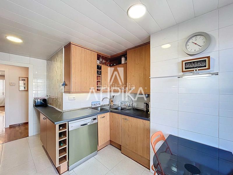 Foto 408a2282-3b80-47da-a362-0623c9a65c85. Flat with heating parking in Sant Andreu de Palomar Barcelona