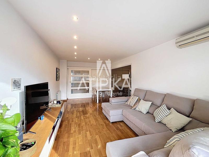 Foto 564e0285-6203-47da-a045-3ccc89109df9. Flat with heating parking in Sant Andreu de Palomar Barcelona