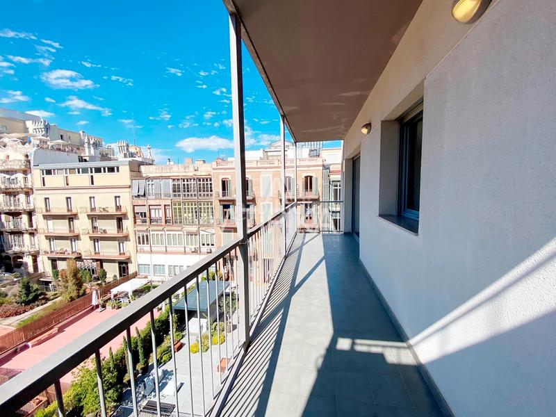 Foto b6c9c5cb-58da-4a9d-9e2b-8bcca7ba445f. Location appartement avec parking dans Dreta de l´Eixample Barcelona