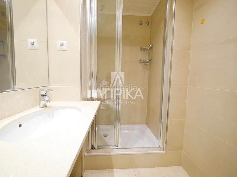 Foto 03c245ef-5de6-441a-8668-15129fceefaa. Miete etagenwohnung mit parking in Dreta de l´Eixample Barcelona