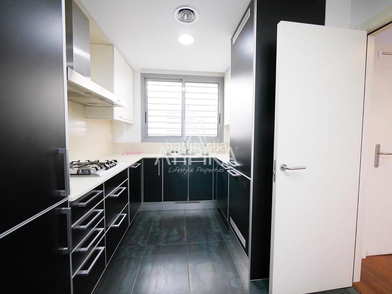 Foto cf3e176b-9147-4fed-af33-3c9f1f1c0153. Rent flat with parking in Dreta de l´Eixample Barcelona