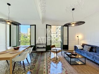 Lloguer Pis a Sant Antoni. Piso de alquiler temporal totalmente reformado y amueblado en ei