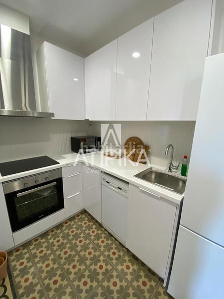 Foto a7e3cc9a-5d30-4b36-93a4-db9e5e249e61. Rent flat in Sant Antoni Barcelona