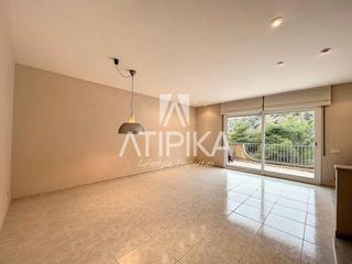 Miete Haus in El Poal. Casa de 183m2 con terraza y zona comunitaria junto al parque nat