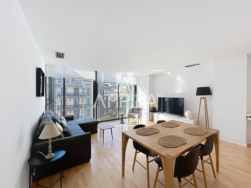 Foto 49e34a1b-a63d-4de0-a457-68f607fe6989. Miete etagenwohnung mit heizung in Dreta de l´Eixample Barcelona