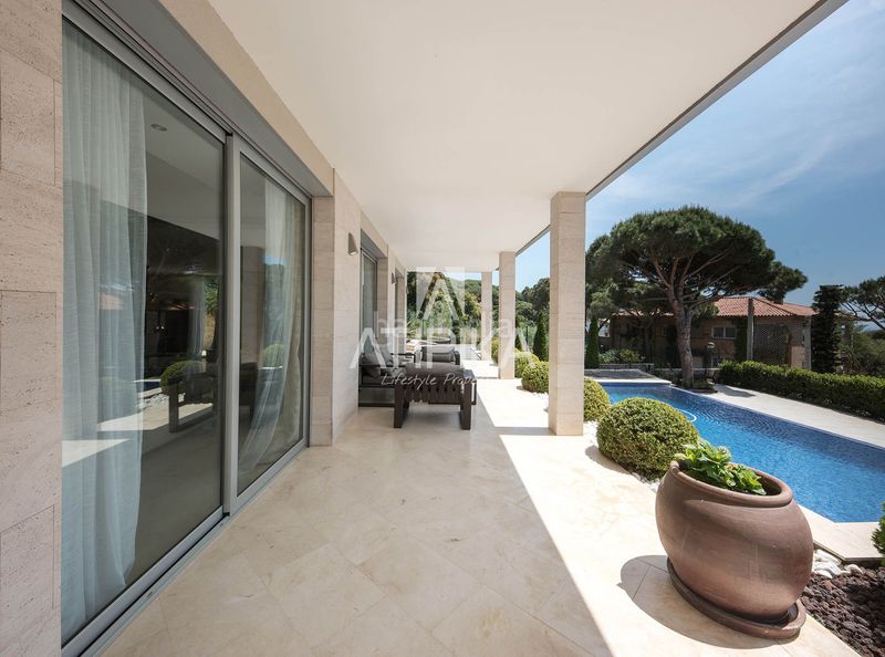 Foto 56995df4-b633-44ad-9768-036f9d729cbc. Location maison avec chauffage parking piscine dans Cabrils
