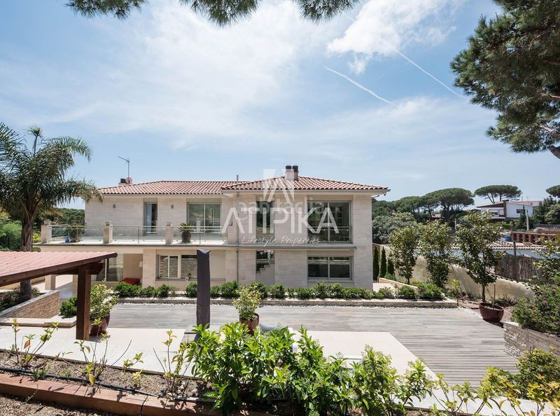 Foto b73b7eb2-17e4-4c6a-9b33-9da0038f5649. Location maison avec chauffage parking piscine dans Cabrils