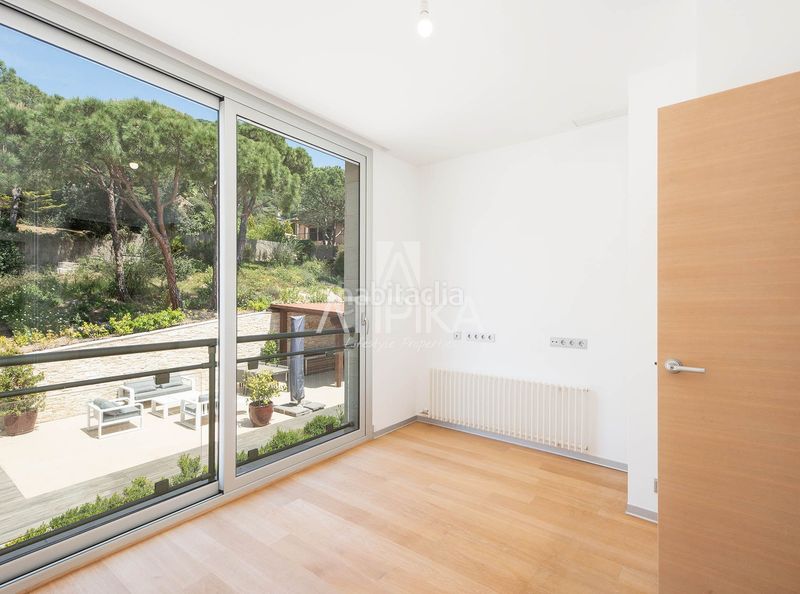 Foto bcef46f7-f0fc-4d8c-bd99-f02000bb4202. Location maison avec chauffage parking piscine dans Cabrils