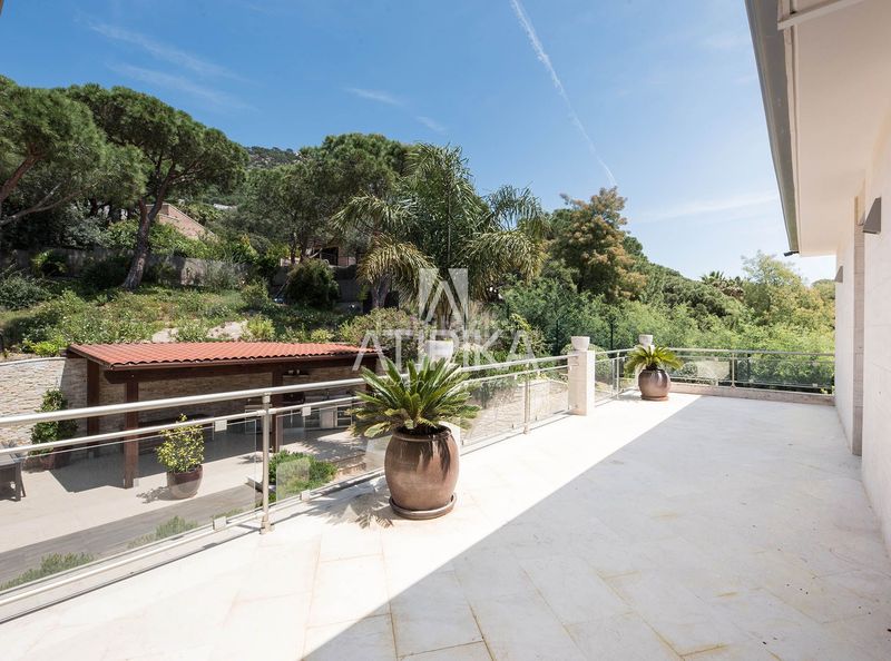 Foto d7ac23fc-fc4f-49a3-9ad0-797f2c56f854. Location maison avec chauffage parking piscine dans Cabrils