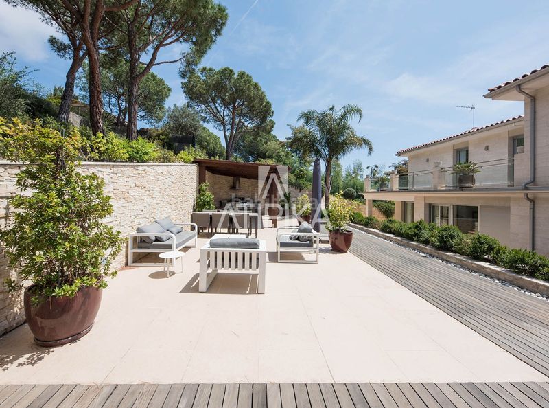 Foto f43d38f6-554a-4c31-a70e-ec8fba54f776. Location maison avec chauffage parking piscine dans Cabrils