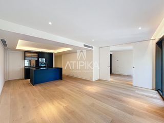 Piso en Vila de Gràcia. Elegante piso de obra nueva en venta con una habitación y ubicac