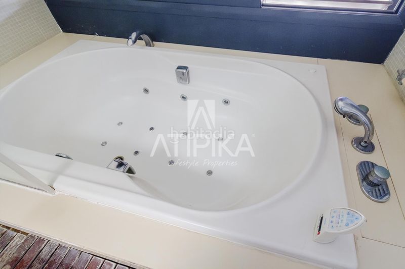 Foto 81db9e2d-3614-46e9-a44f-585e5a637900. Casa amb aparcament piscina a Gava Mar Gavà