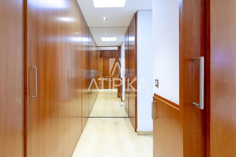 Foto e0b02655-85ff-49fb-883f-9bc9f59cb6d6. Casa amb aparcament piscina a Gava Mar Gavà