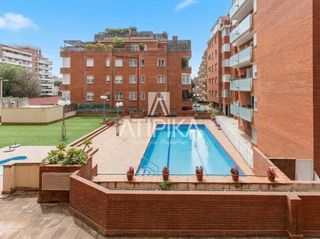 Pis a Sant Gervasi - Bonanova. Exclusivo piso en venta de 320m con tres plazas de parking y pis