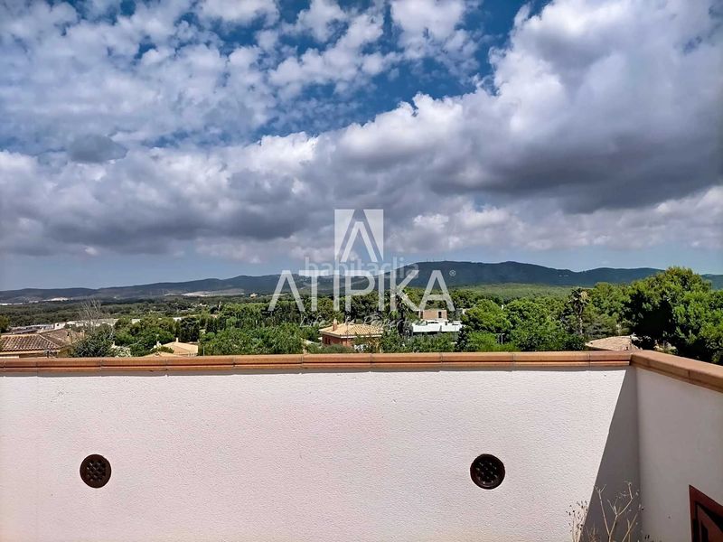 Foto 0c311393-692d-46e1-9ef3-81d13e99055b. Casa amb aparcament piscina a Mas d´En Serra - Els Cards Sant Pere de Ribes