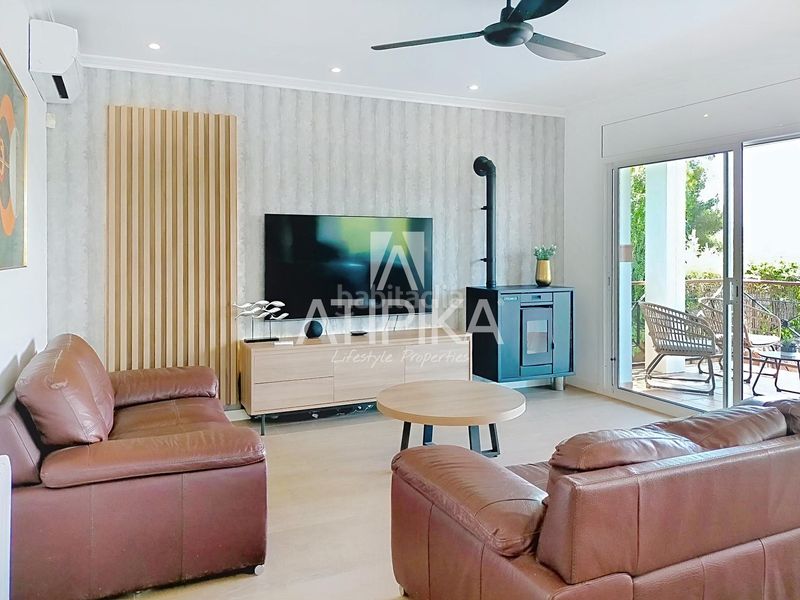 Foto 10b60823-a86d-4072-ad4e-45aae9fac1e9. Casa amb aparcament piscina a Mas d´En Serra - Els Cards Sant Pere de Ribes