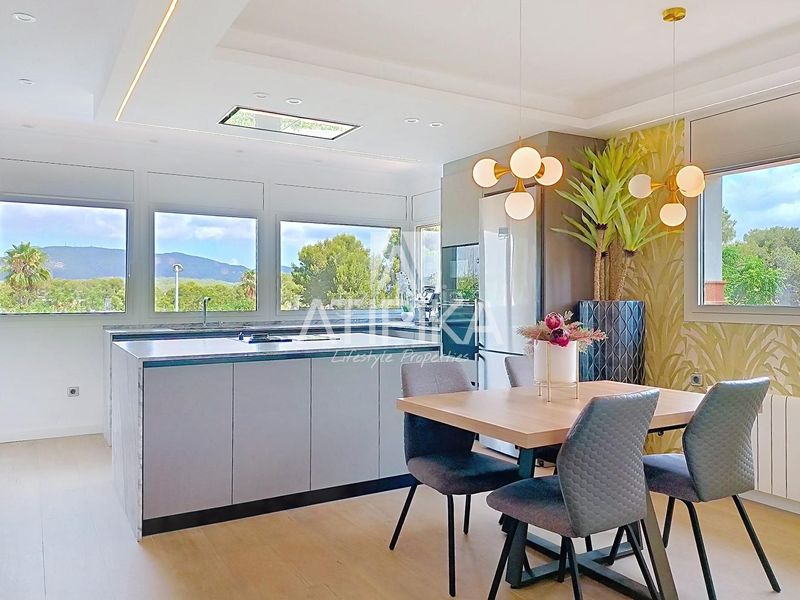 Foto 4cac3549-45c7-4f0d-b359-ed521c54d3cb. Casa amb aparcament piscina a Mas d´En Serra - Els Cards Sant Pere de Ribes