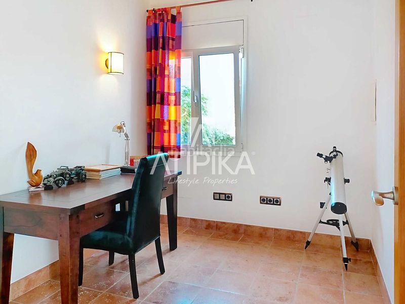 Foto 86fb1954-c7ff-4acf-8504-8c2da23261fb. Casa amb aparcament piscina a Mas d´En Serra - Els Cards Sant Pere de Ribes