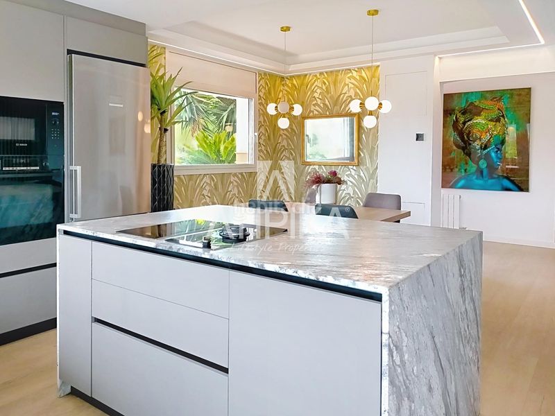 Foto 8d043a20-fea0-4947-bd42-a592fb0b48a8. Casa amb aparcament piscina a Mas d´En Serra - Els Cards Sant Pere de Ribes