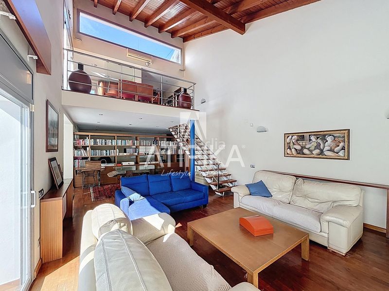 Foto 2d7f9a95-bf78-47ff-ab77-4ef7e01101b2. Casa amb calefacció aparcament a Montmar Castelldefels