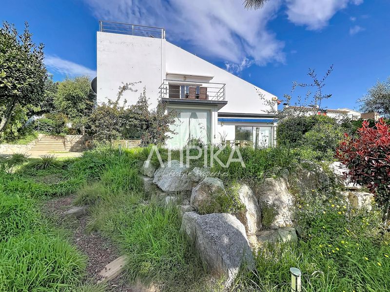 Foto 3124a9f9-9fa9-41c8-a43c-afda652a8b3d. Casa amb calefacció aparcament a Montmar Castelldefels