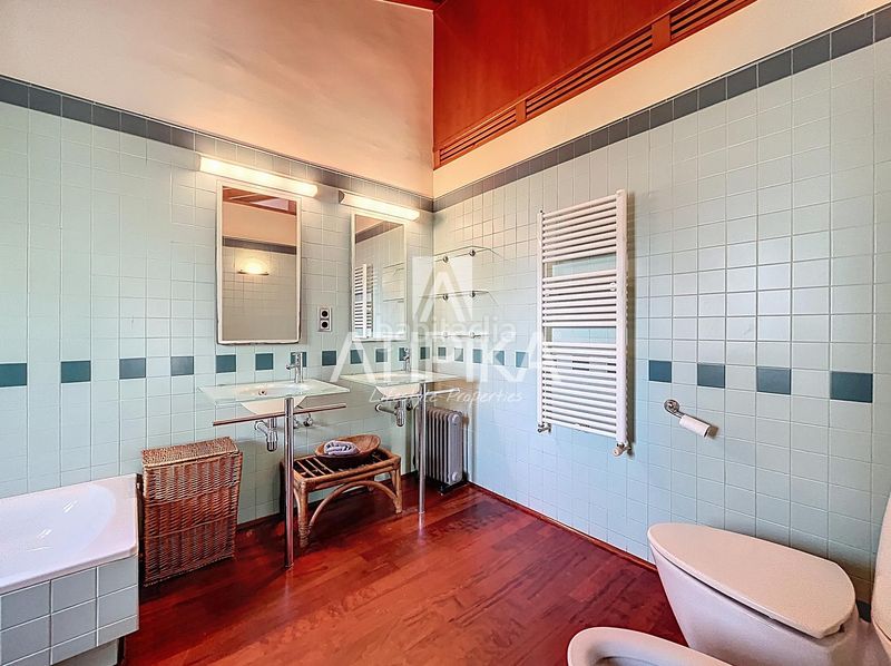 Foto 5f2e4423-40f3-4ccd-b43d-f4ab704b8960. Casa amb calefacció aparcament a Montmar Castelldefels