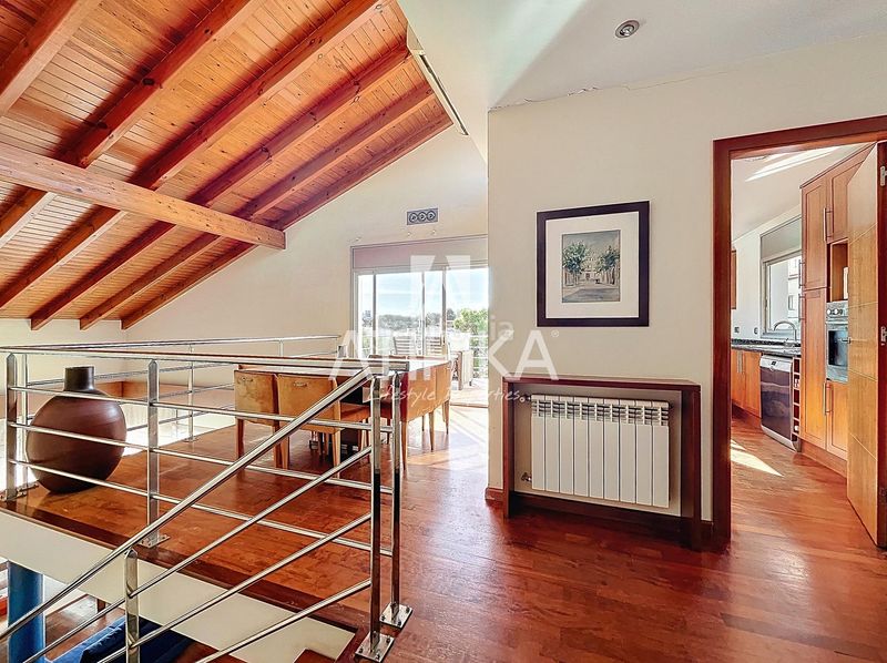 Foto 6e7da8be-8c2c-45de-9e12-8568cd276de1. Casa amb calefacció aparcament a Montmar Castelldefels