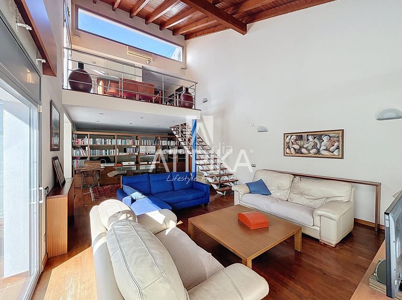 Foto 8cb68af4-da2a-4d33-80b2-99af676a2264. Casa amb calefacció aparcament a Montmar Castelldefels