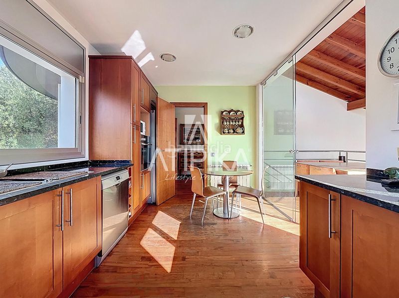 Foto 8f6a4a5a-c110-4b3e-a40c-924a6cf8a230. Casa amb calefacció aparcament a Montmar Castelldefels