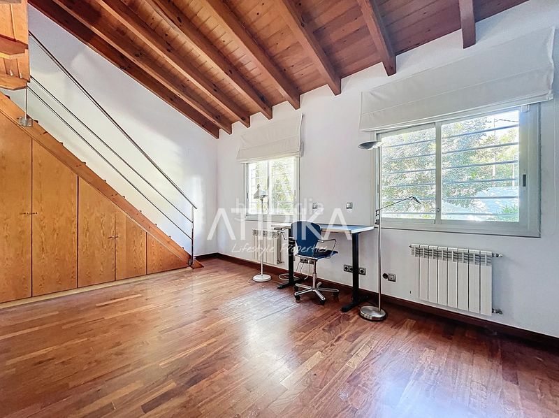 Foto b5416532-a640-4baa-a6fa-e462ffc4c254. Casa amb calefacció aparcament a Montmar Castelldefels