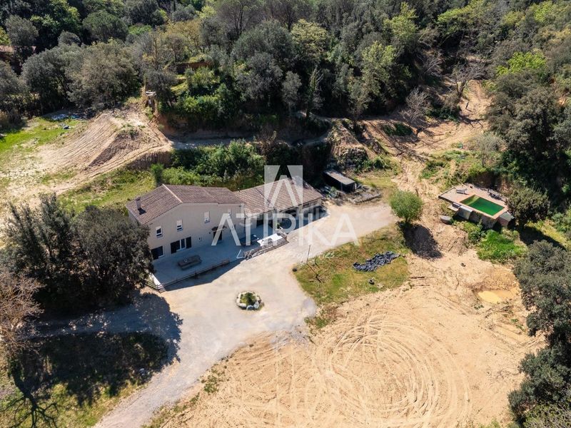 Foto 26ccddd9-206e-4a66-bc08-67465e1b0f8a. Masia amb calefacció aparcament piscina a Nucli Urbà Argentona