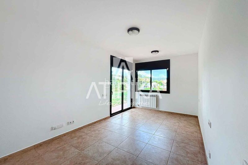 Foto fb6f4e4d-0579-4207-bb28-3bcb76df0b1b. Lloguer casa amb calefacció aparcament a Canyamars Dosrius