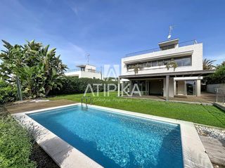 Miete Haus in El Balís - Can Calella. Chalet en alquiler de 180m2 con vistas al mar y piscina privada