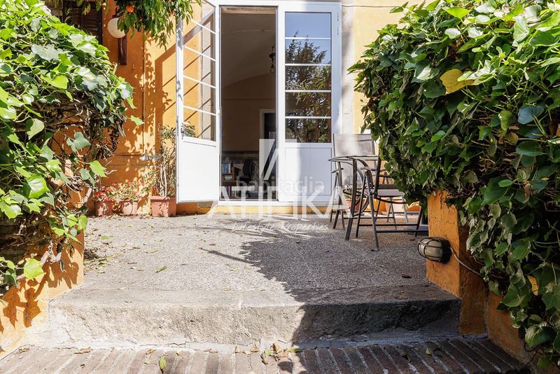 Foto 4bce3483-08b4-4f21-b3b1-e6648eff6da9. Casa amb calefacció aparcament a Putget - Farró Barcelona