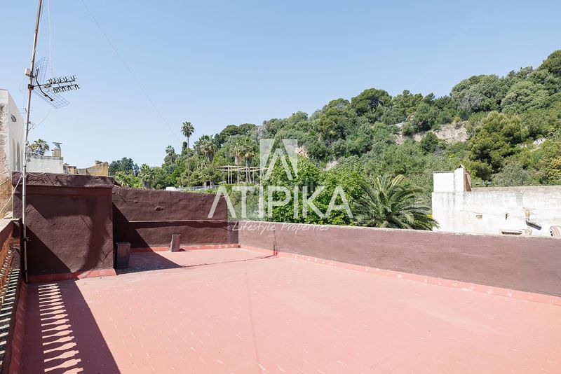 Foto 53bc3df3-9b8f-4fba-aff3-3f7183652d44. Casa amb calefacció aparcament a Putget - Farró Barcelona