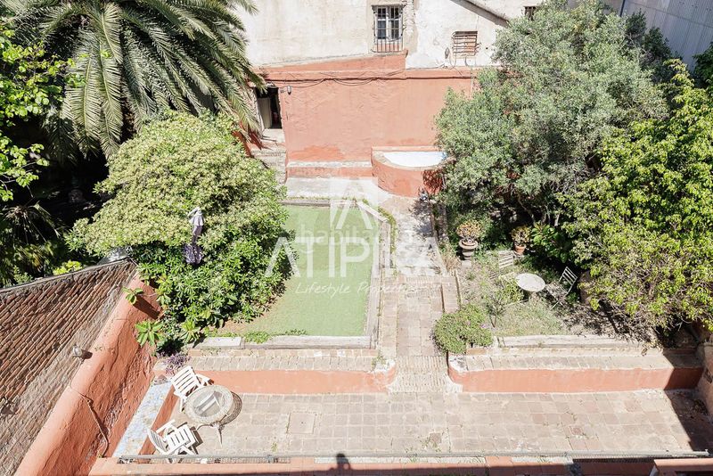 Foto 60ee07dd-9ce1-46cd-84dc-b1a1025c343c. Casa amb calefacció aparcament a Putget - Farró Barcelona