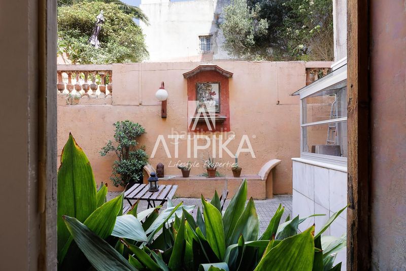 Foto a80ba2ce-0fe9-4831-a808-ba00fcdd010f. Casa amb calefacció aparcament a Putget - Farró Barcelona