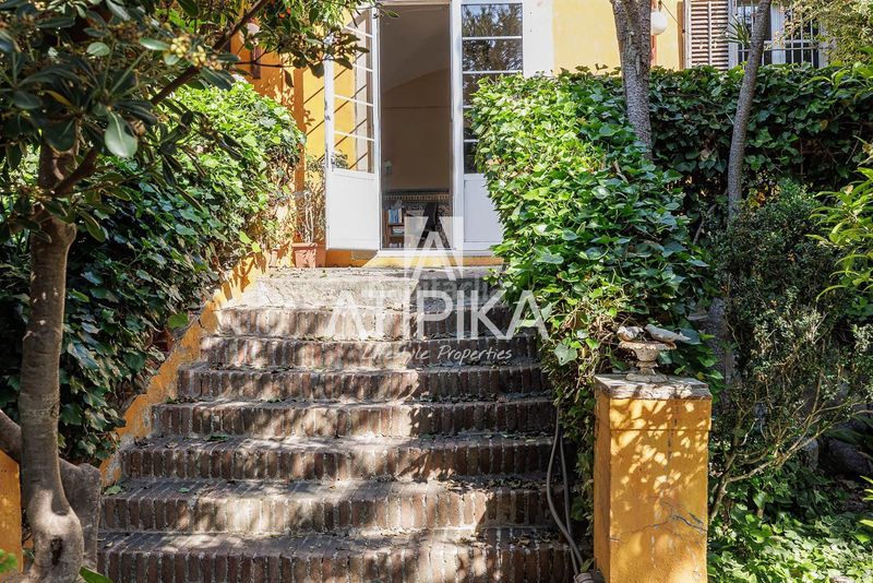 Foto b01222ff-63b7-4f58-bfd6-f058495e028c. Casa amb calefacció aparcament a Putget - Farró Barcelona