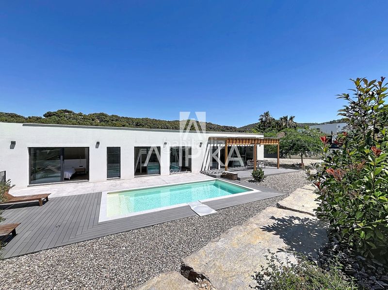 Foto ba7d7670-6379-4dd7-8a92-6810cf82925c. Casa amb calefacció aparcament piscina a Mas Alba Sant Pere de Ribes