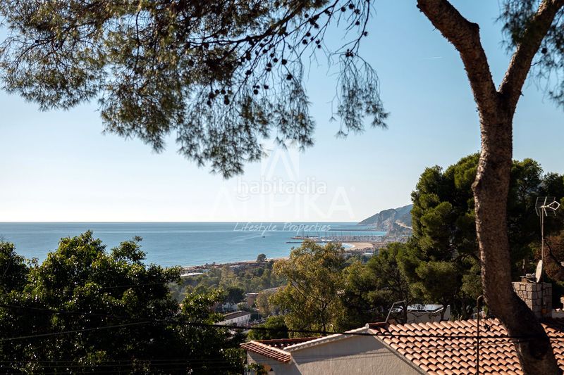 Foto 5c86c94e-546b-42d1-9b24-c0e25ac217f4. Casa amb calefacció aparcament piscina a Bellamar Castelldefels