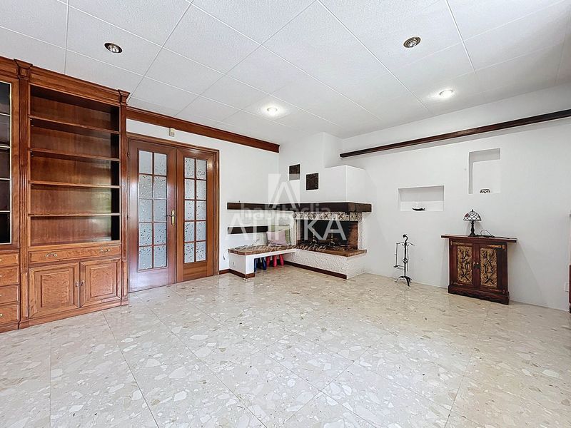 Foto 929a5df3-2a22-4ace-b850-c6ec0b579074. Rent house with heating parking pool in Montmar Castelldefels