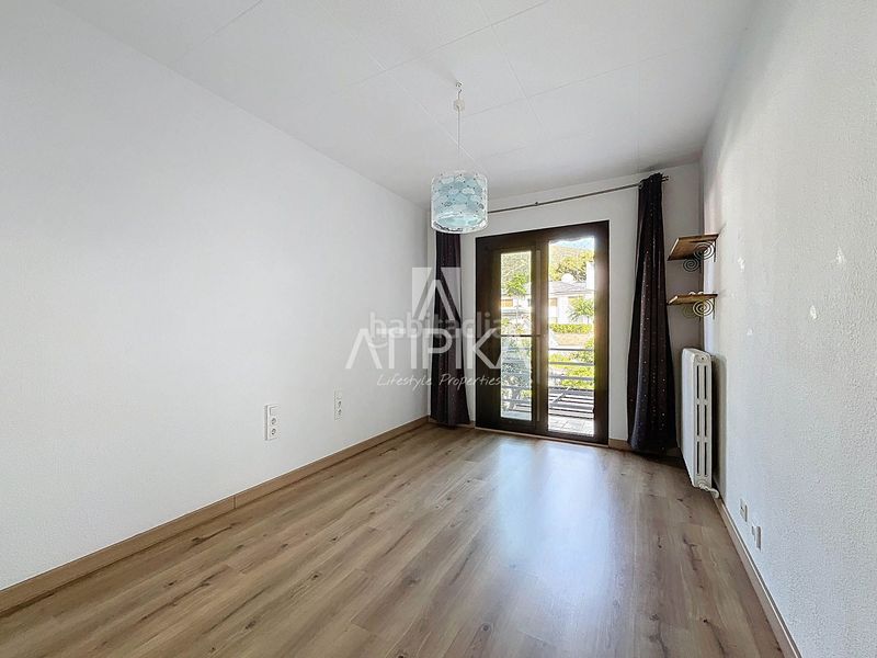 Foto cdfee3e3-d985-4a40-ad73-336d1500a0cb. Rent house with heating parking pool in Montmar Castelldefels